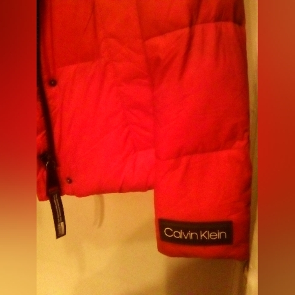 CALVIN KLEIN SKI JACKET IN PERFECT CONDITION! - Picture 4 of 9